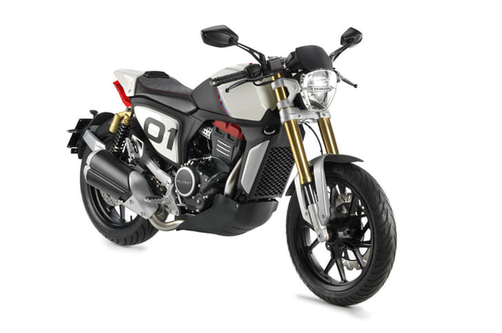 The Mojo connection can further be seen on the USD fork, switchgear and alloy wheel design.